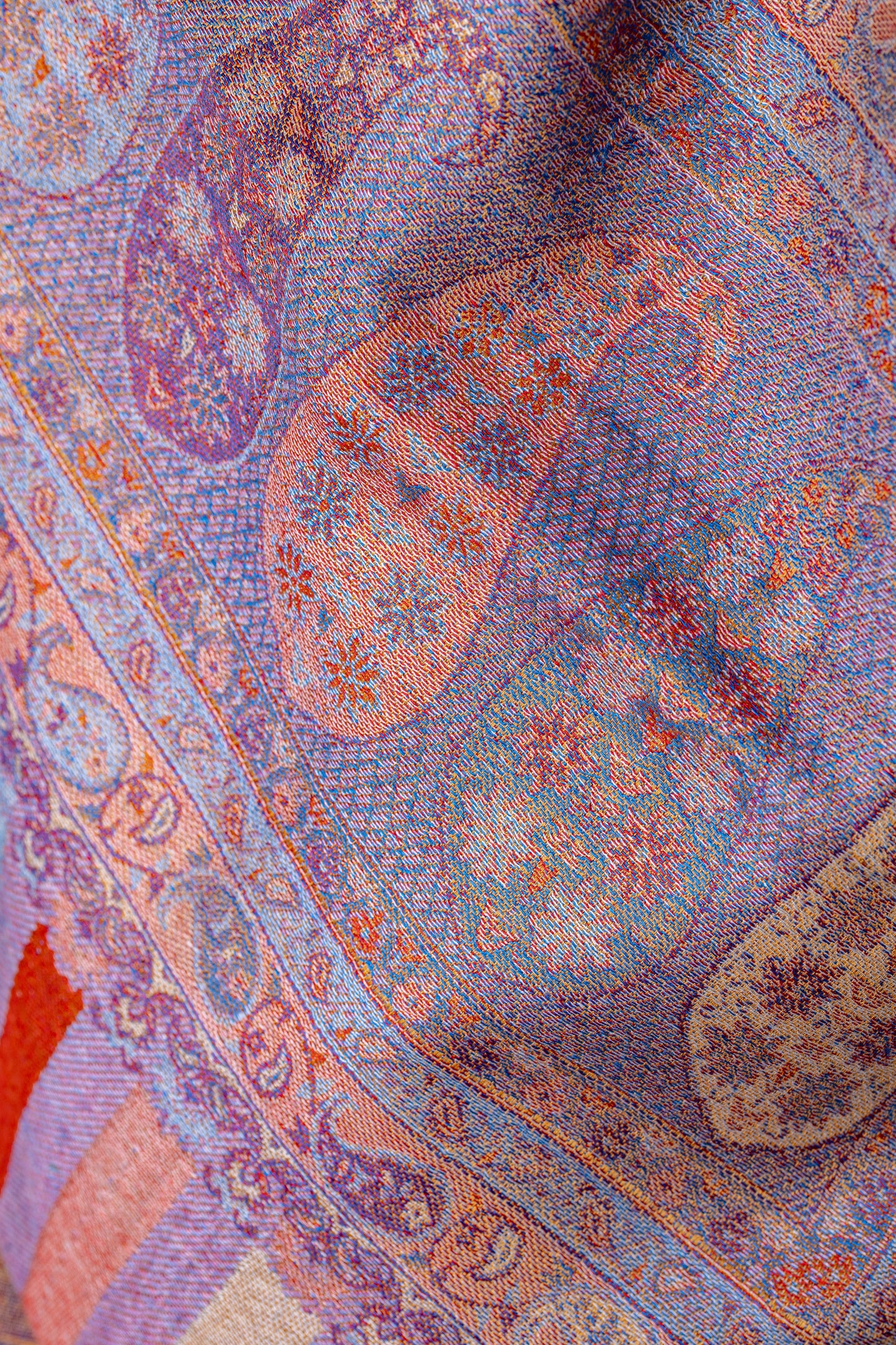 Zuhoor Royal Couple Kashmiri Reversible Stole Set (Purple & Green)