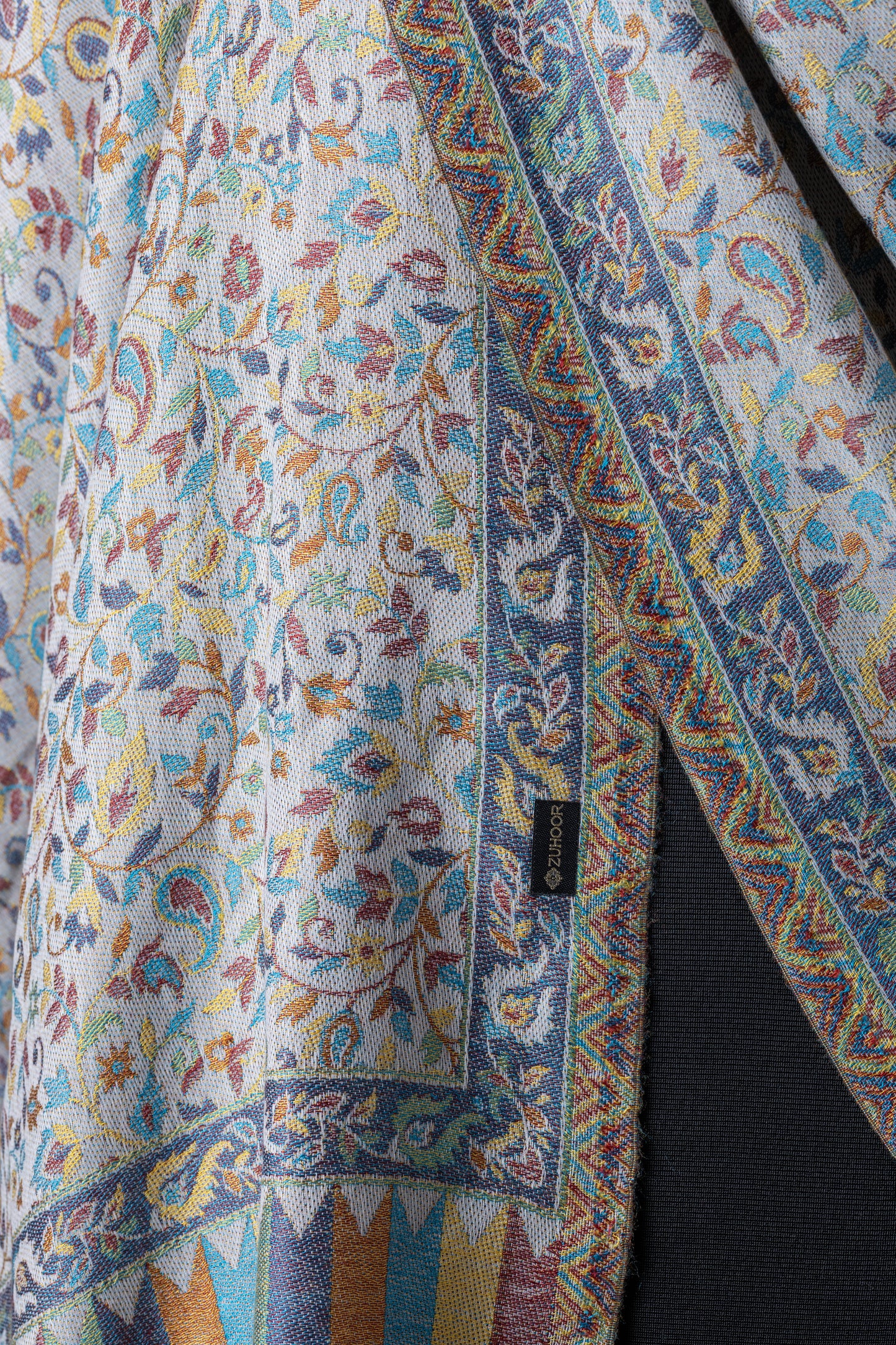 Zuhoor Floral Éclat 2-Way Kashmiri Viscose Shawl