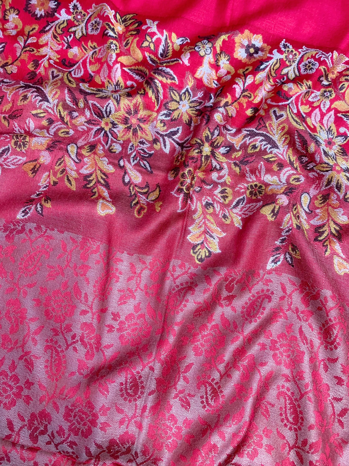 Zuhoor Premium Kani Palla Stole