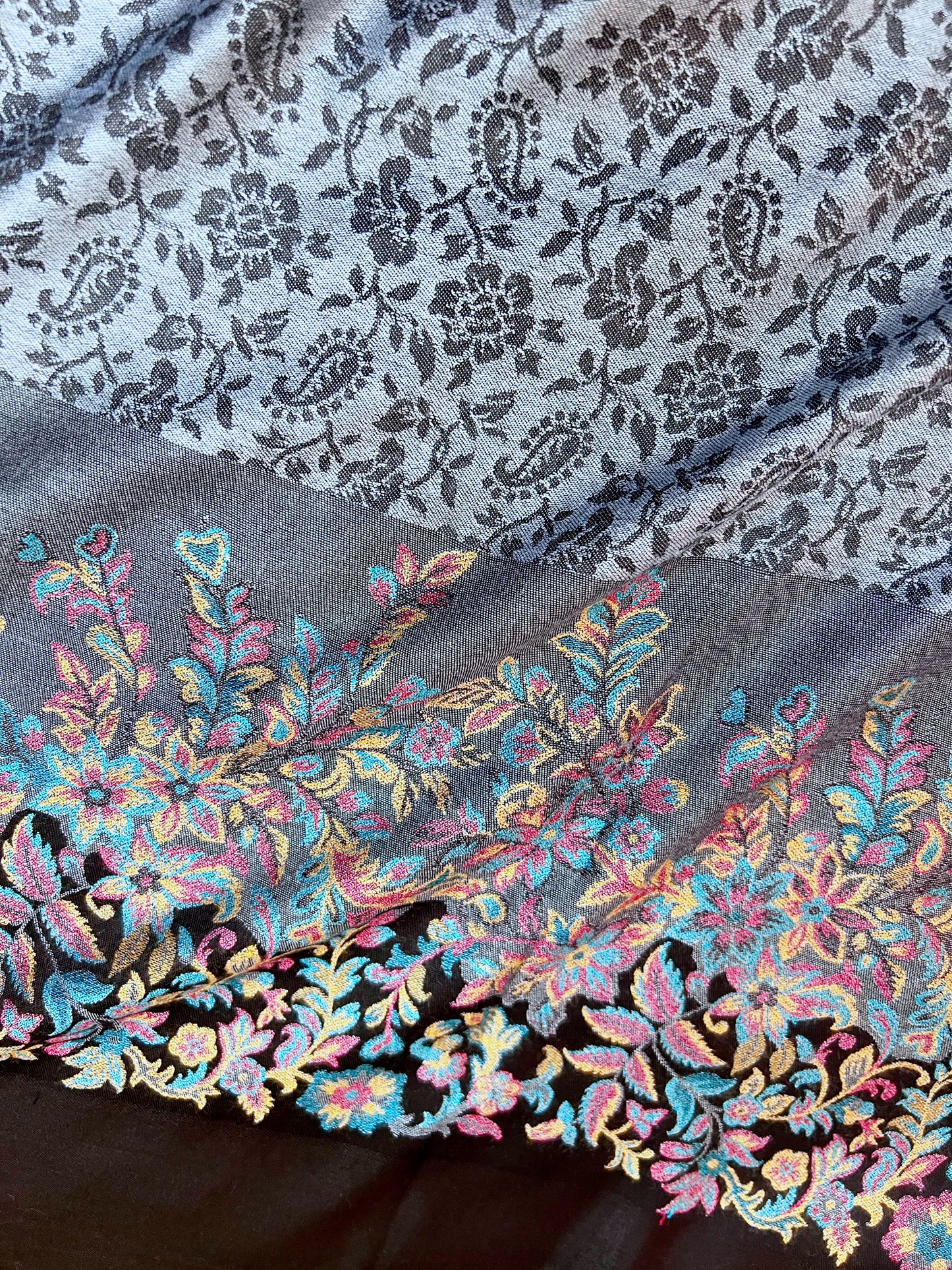 Zuhoor Premium Kani Palla Stole