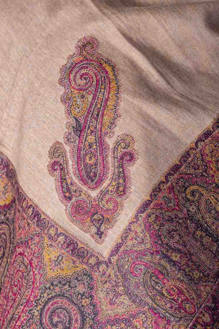 Zuhoor Beige Kani Jamawar Kashmiri Shawl