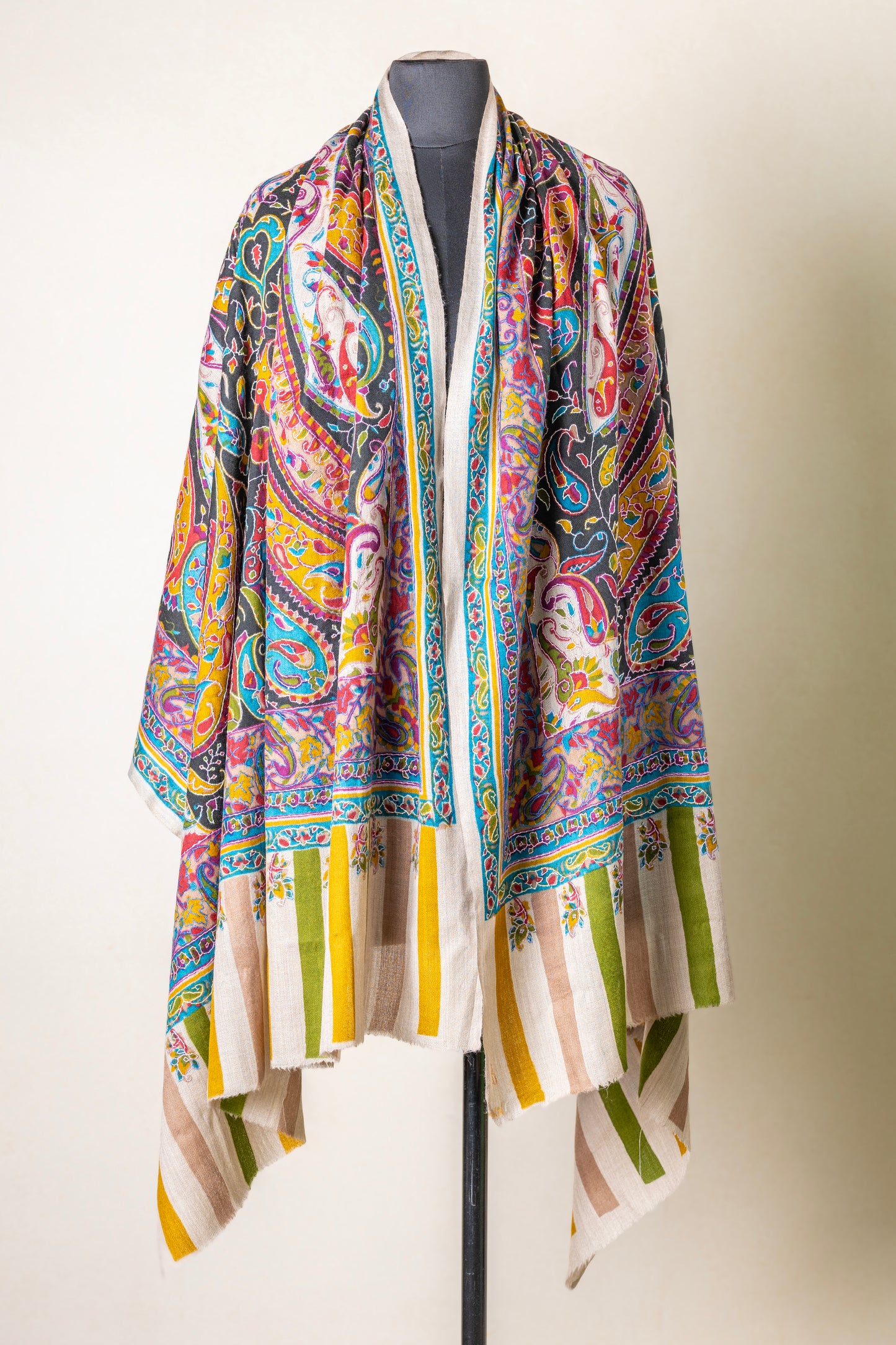 Zuhoor Kalamkari 100% Pure Pashmina Black Shawl
