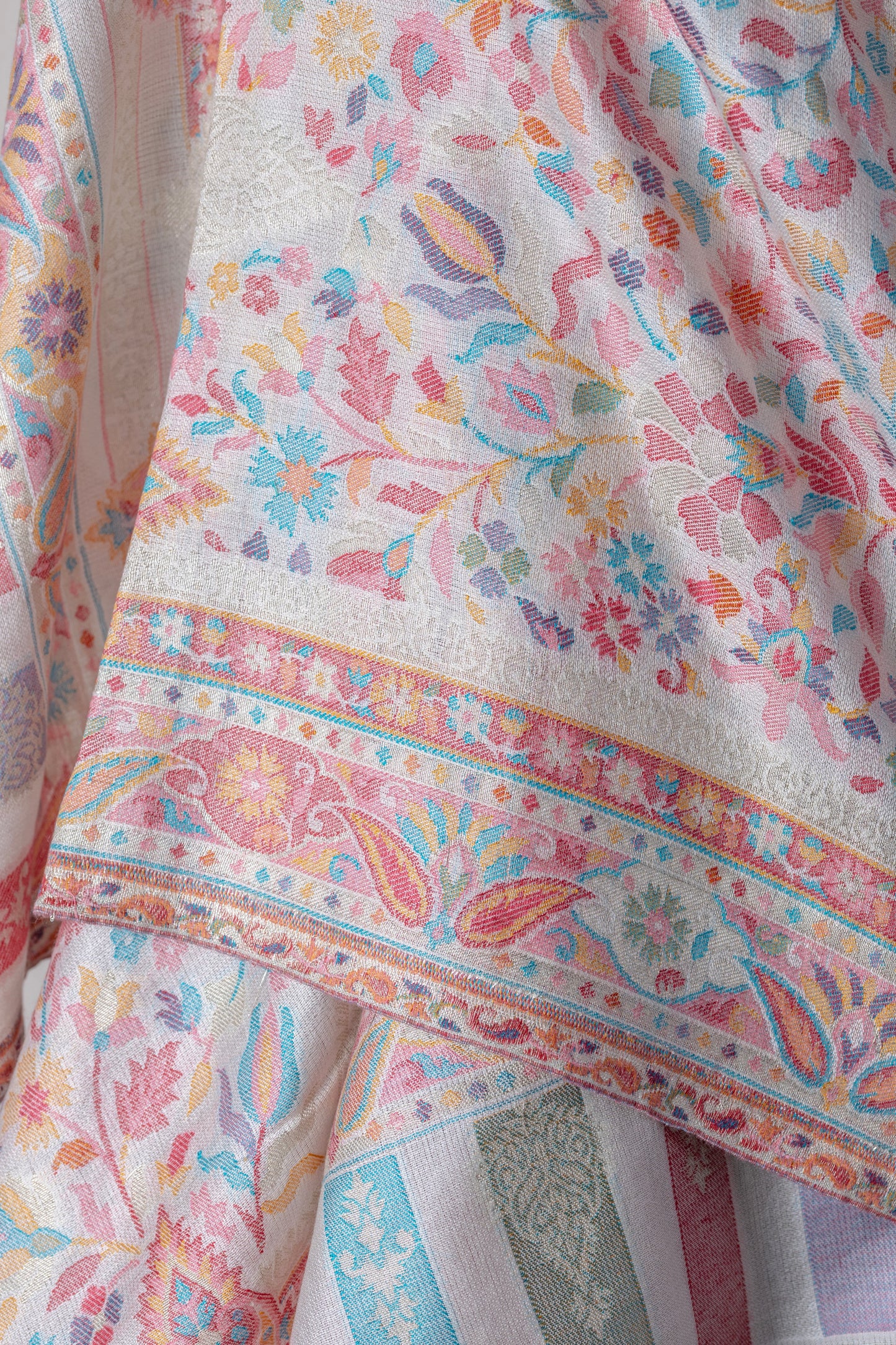 Zuhoor Classic Zari Kashmiri Stole White